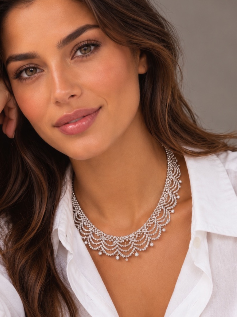 New! Silver Scallop Lace Statement Necklace NWOT